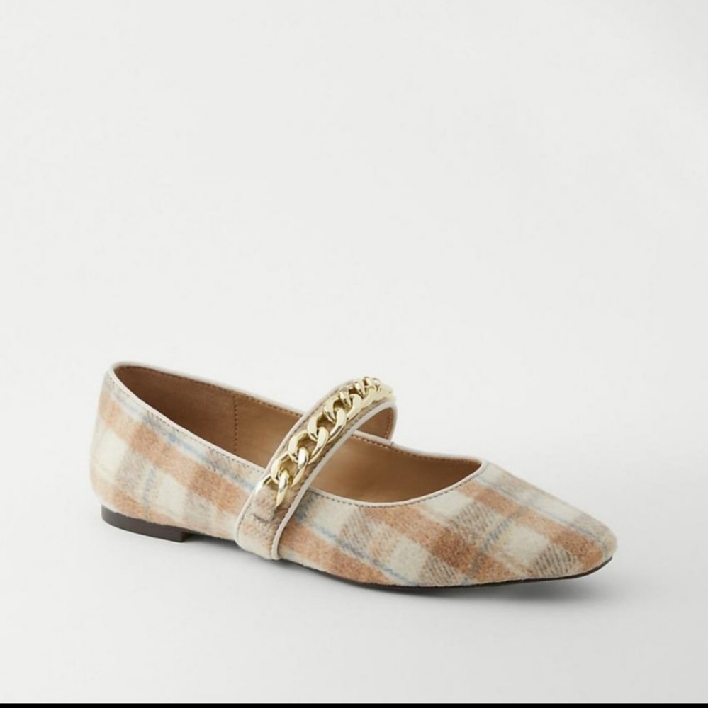 Ann Taylor Mary Jane Flats